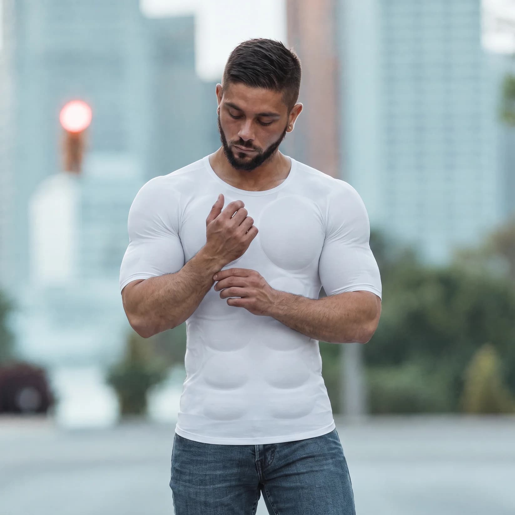 Sculptstature shown with a T-shirt